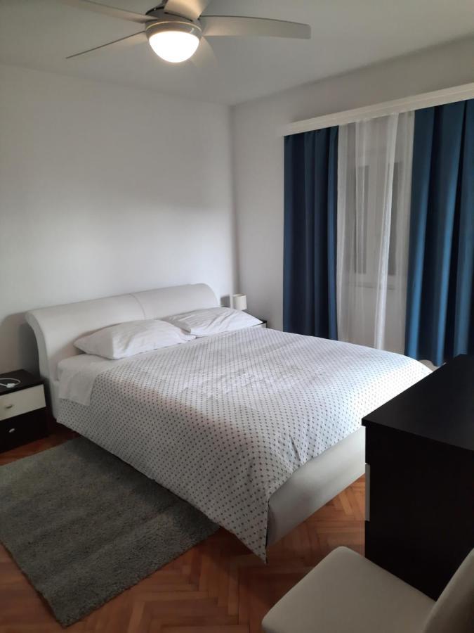 Apartments Marijana Zavalatica Extérieur photo
