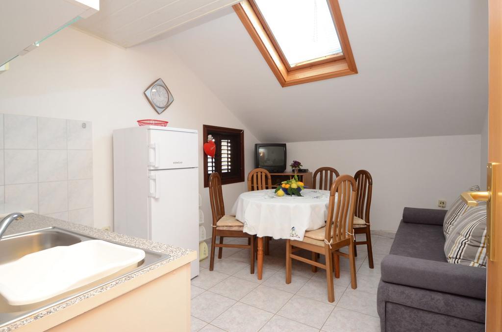 Apartments Marijana Zavalatica Extérieur photo