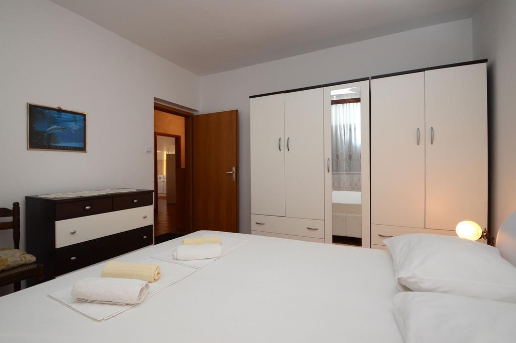 Apartments Marijana Zavalatica Extérieur photo