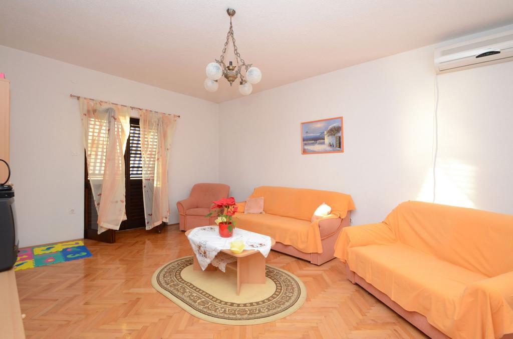 Apartments Marijana Zavalatica Extérieur photo